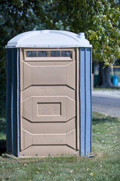 Best Portable restroom trailer rental  in Wapello, IA